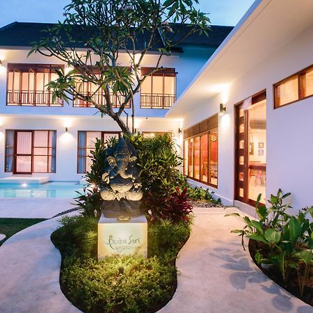 Pudak Sari Unizou Hostel Kuta Lombok Eksteriør bilde